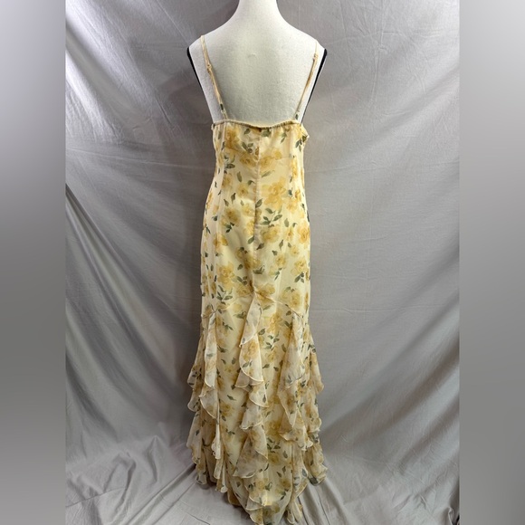 Meadow Dream V-Neck Floral Maxi with Layered Ruffles Yellow - Picture 12 of 13